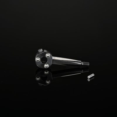 TAC 41, Bolt Handle
